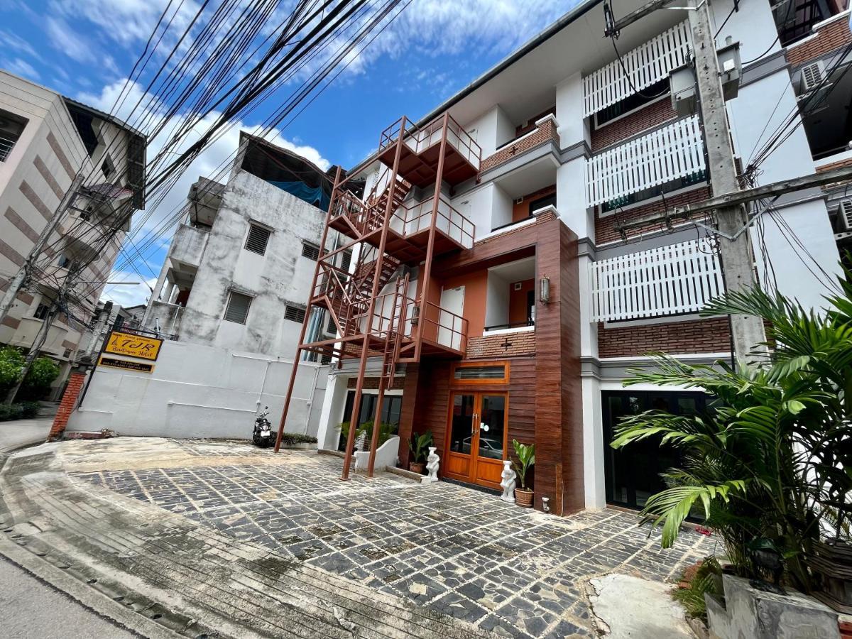 Tjr Boutique Hotel Chiang Mai Exterior foto